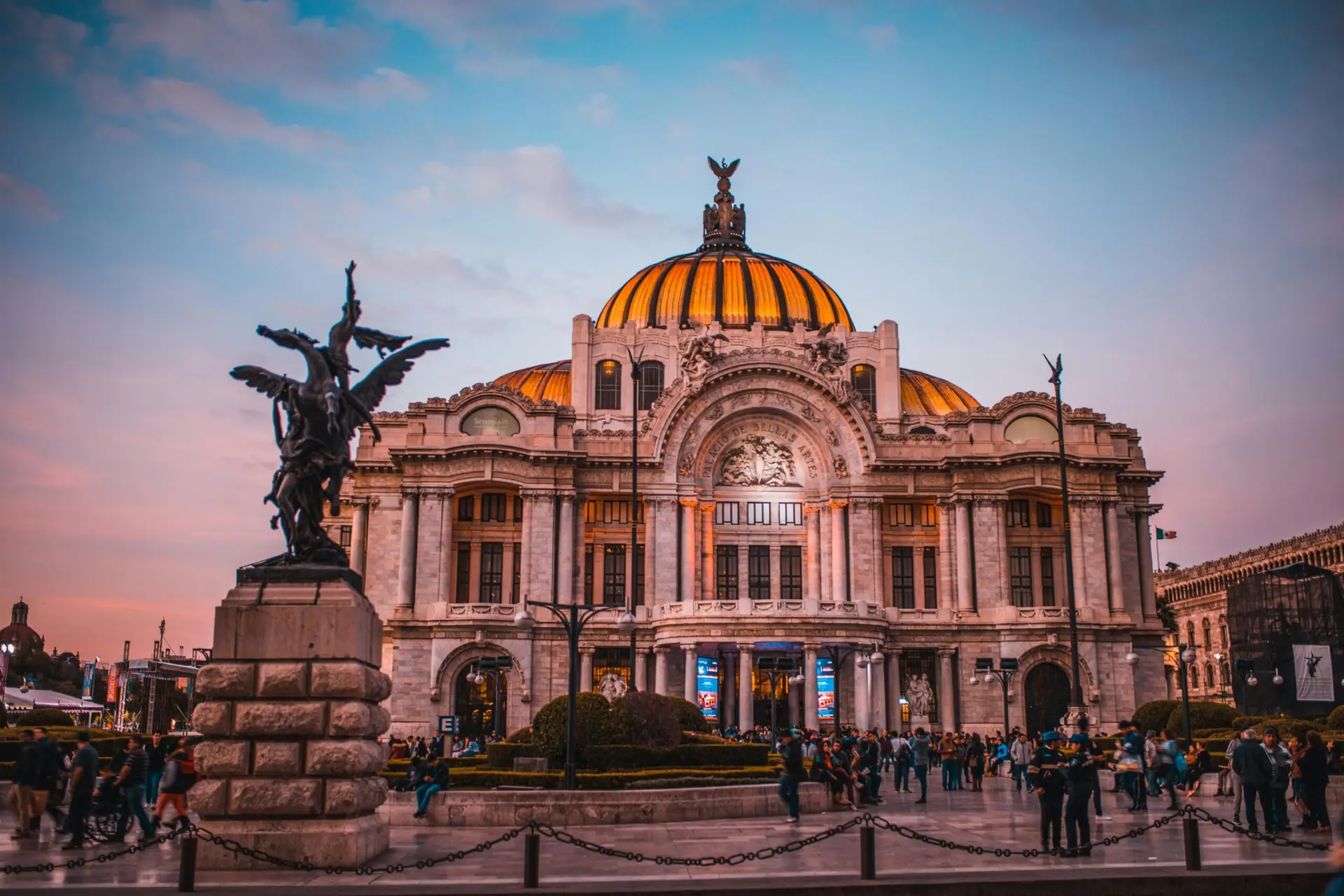 5 Reasons to Visit Mexico City